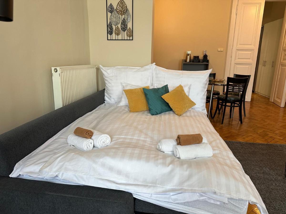Orangehomes Peaceful Apartment Next To Central Market Hall Budapest Exteriör bild