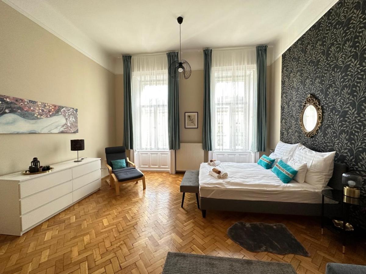 Orangehomes Peaceful Apartment Next To Central Market Hall Budapest Exteriör bild