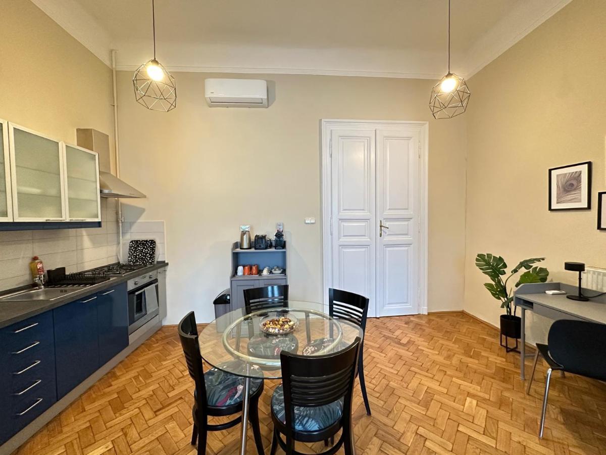 Orangehomes Peaceful Apartment Next To Central Market Hall Budapest Exteriör bild